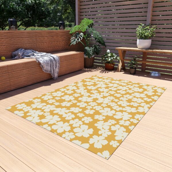 Mustard Yellow Daisy Outdoor Rug
