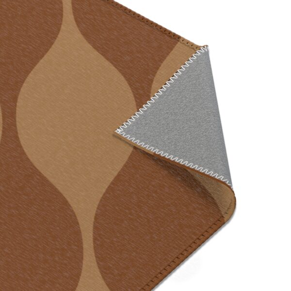 Brown Wavy Pattern Outdoor Rug - Image 3