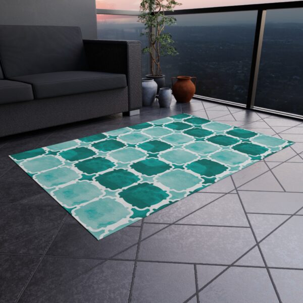 Teal and Aqua Quatrefoil Outdoor Rug - Image 4
