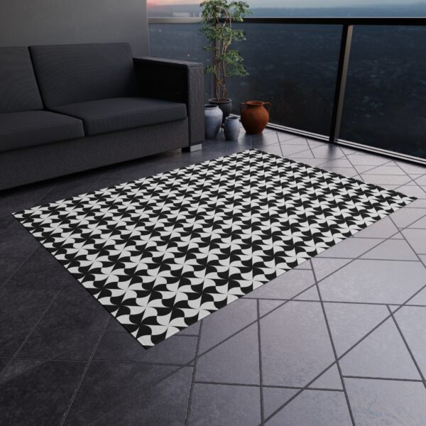 Black and White Pinwheel Outdoor Rug - Image 2